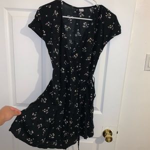 Crossover floral sun dress